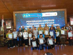 DP4 Kabupaten Blora Berikan Penghargaan kepada Pejuang Ketahanan Pangan