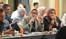 Eva Monalisa : Politik Harus Berdampak, Salurkan Bantuan Pendidikan hingga Bedah Rumah di Dapil Jateng III